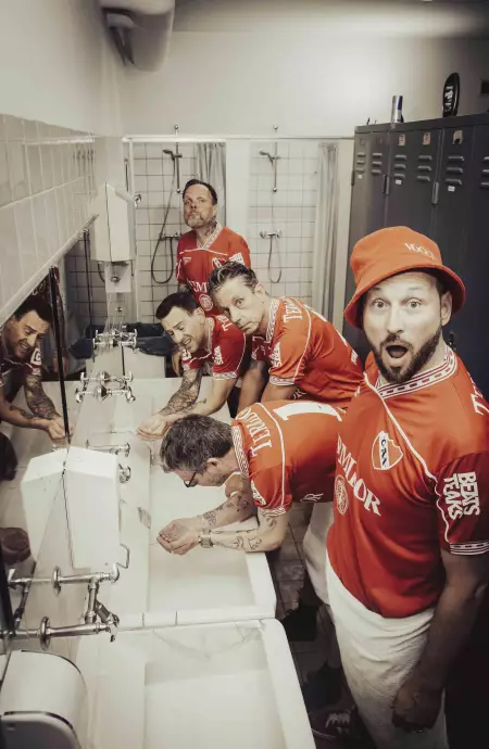 2.beatsteaks_Trikot_Fotocred_it_2022_c_Steffen_Thalemann.jpg