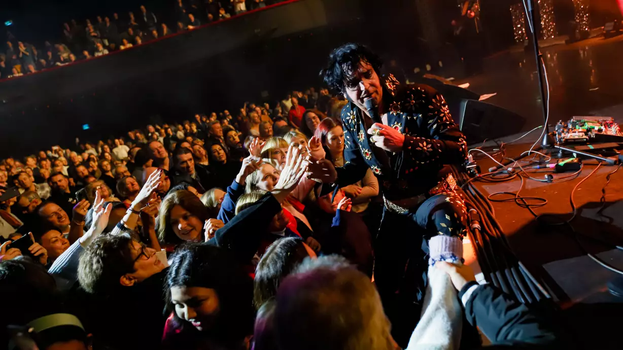 07_Pressefoto_The_Musical_Story_of_Elvis_live_2025_c_SörenWittmann.jpg