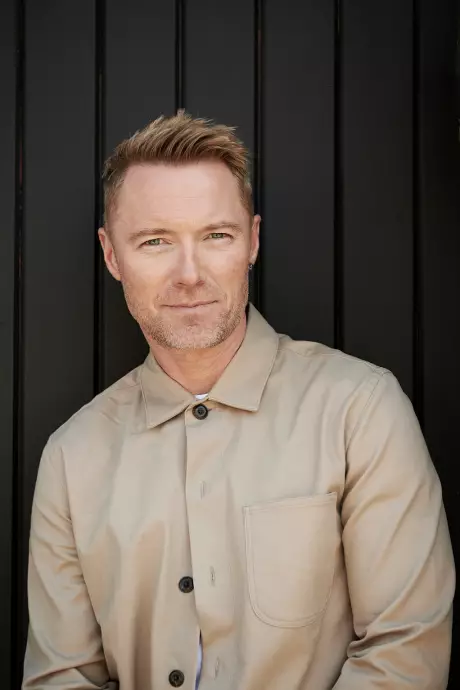 02_Ronan-Keating_Foto_Ray-Burmiston.jpg