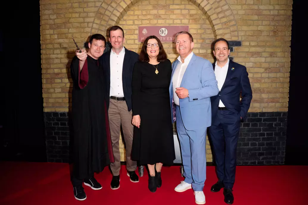 01_HarryPotterDieAusstellung2024Muenchen_vlnr_TomZaller_ChristophScholz_MarionSchoene_PhilippeRoucoule_MatthiasHeinze_creditSCE_WolfgangWilde.jpg