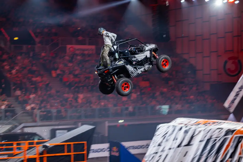 Masters_of_Dirt_Gerhard Mayr_Buggy_Foto_Stefan Mößlacher (1).jpg