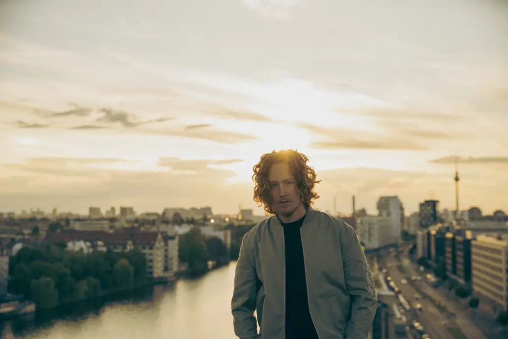 01_Pressebild_Michael Schulte_2_[c]Leo-Mueller-Kloenne-for-MIGHTKILLYA.jpg