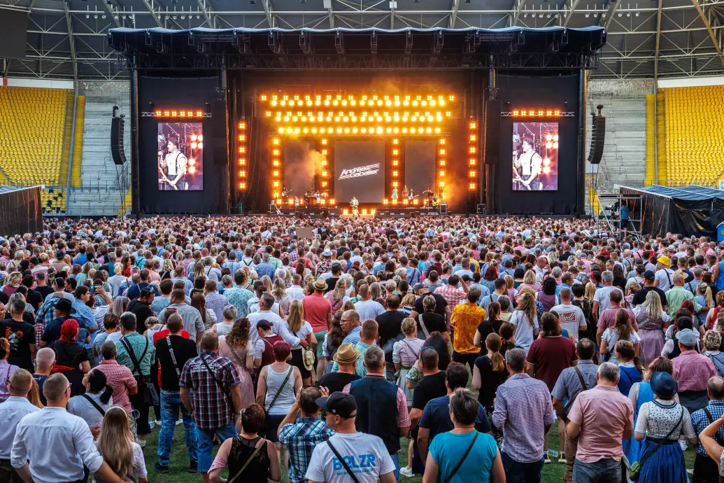Andreas-Gabalier_Dresden_Foto_EricMuench (3).jpg