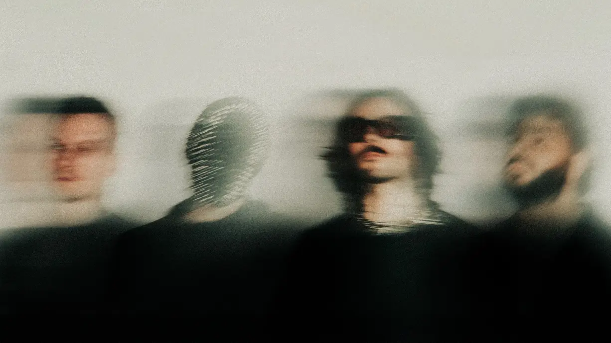 01_TheDark_Live2025_credit_Carly_Squires_gnarlymedia.jpg