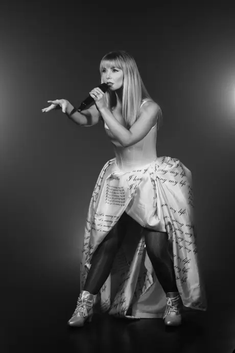 02_Pressefoto_ONOT_TheTaylorSwiftTributeByXenna_Tour2026_c_RED Entertainment.JPG