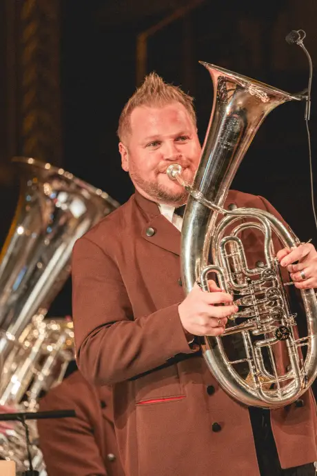 03_Pressefoto_AleanderWurz&DieEgerländerMusikanten_Credit_Hutter.jpg