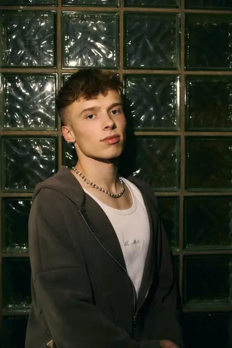 01_Pressefoto_IggiKelly__©AnnikaYanura.jpg