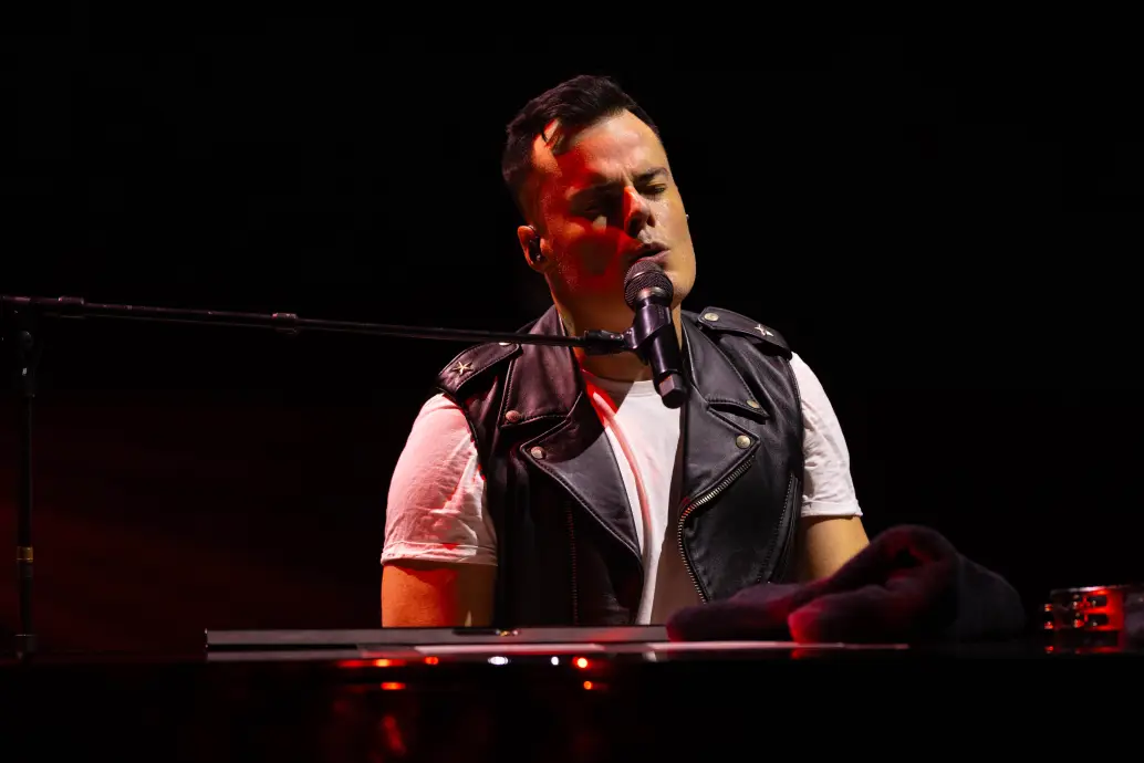 06_OVoQfeat.MarcMartel_Credit_CrystalK.Martel (2).jpg