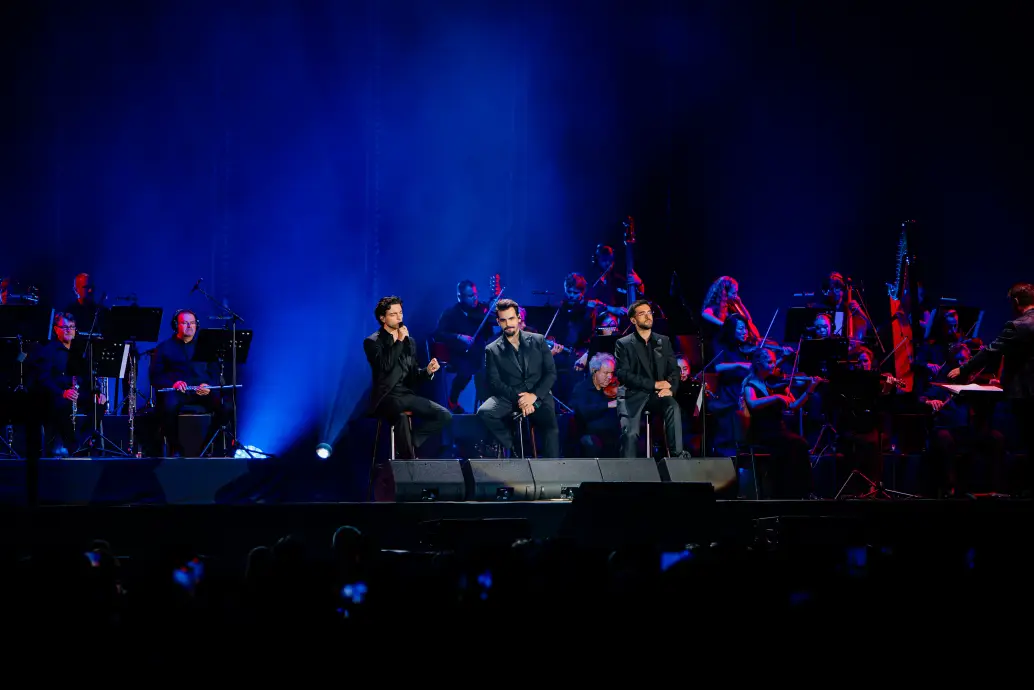 Bild 6 von 6 für Gallery World Tour 2027