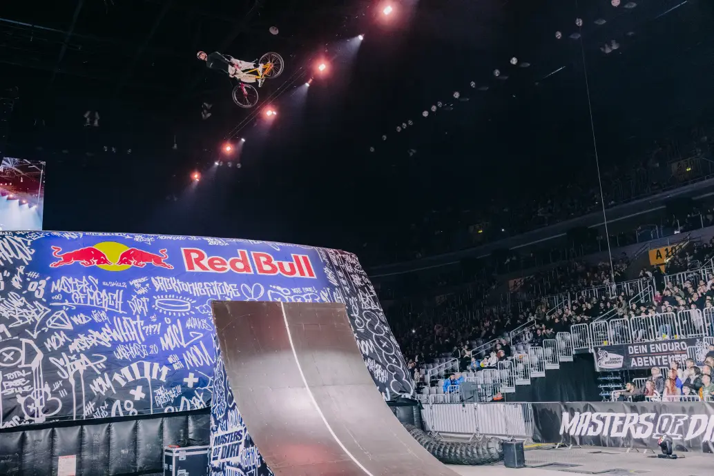 Bild 39 von 45 für Gallery Freestyle Firestorm