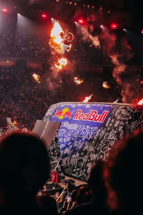 Bild 40 von 45 für Gallery Freestyle Firestorm