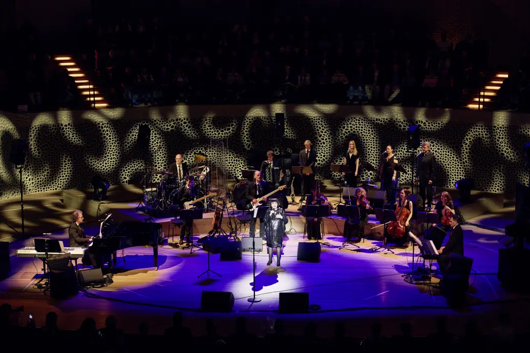 Bild 3 von 7 für Gallery Goodbye my Love Goodbye!