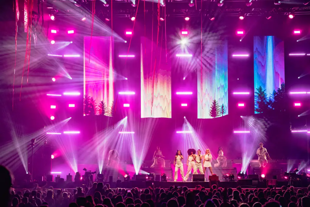 Bild 8 von 8 für Gallery Die Showsensation des Jahres