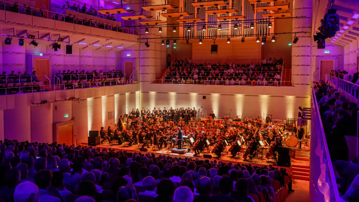 Bild 1 von 1 für Gallery Tour 2027