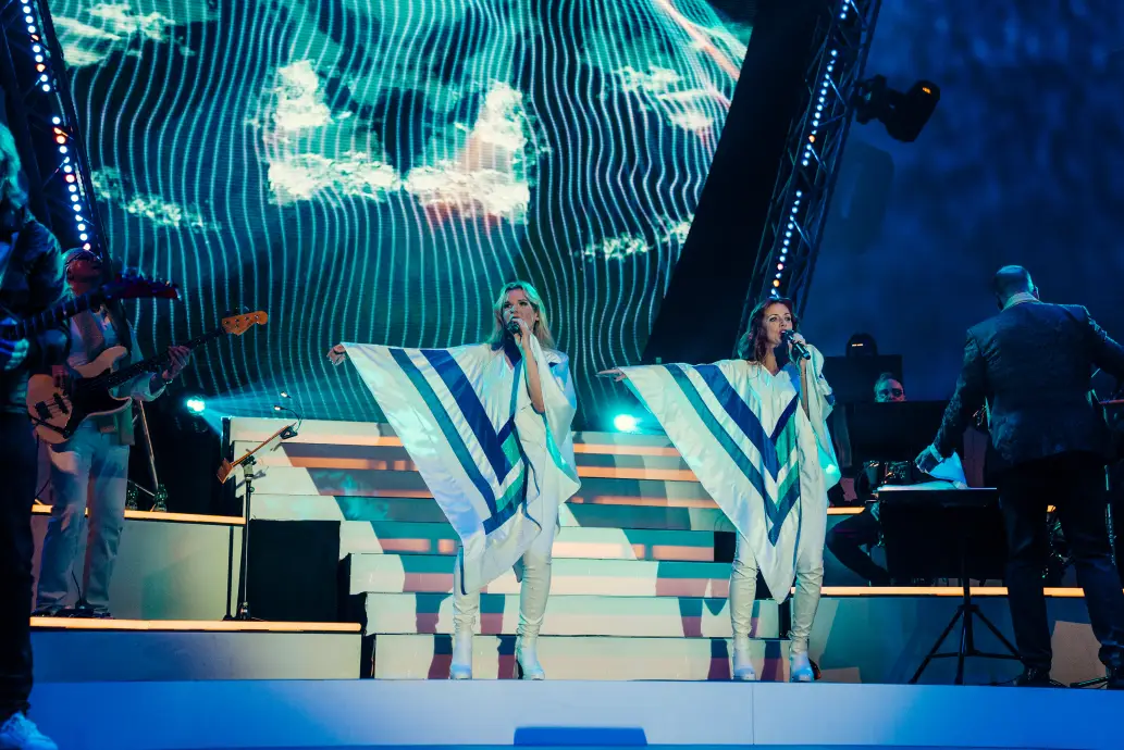 Bild 2 von 5 für Gallery Thank you for the music