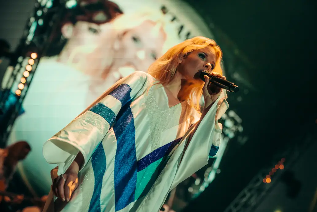 Bild 4 von 5 für Gallery Thank you for the music