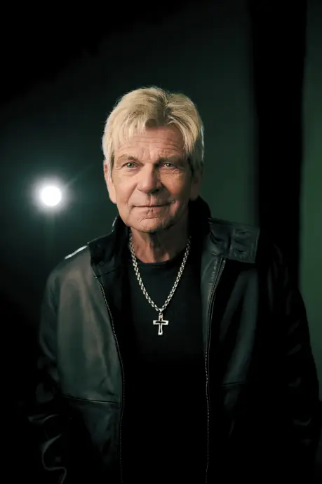 Bild 6 von 7 für Gallery VERDAMMT, ICH LIEB DICH!