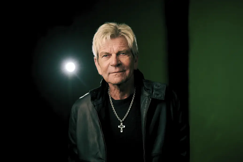 Bild 6 von 6 für Gallery VERDAMMT, ICH LIEB DICH!