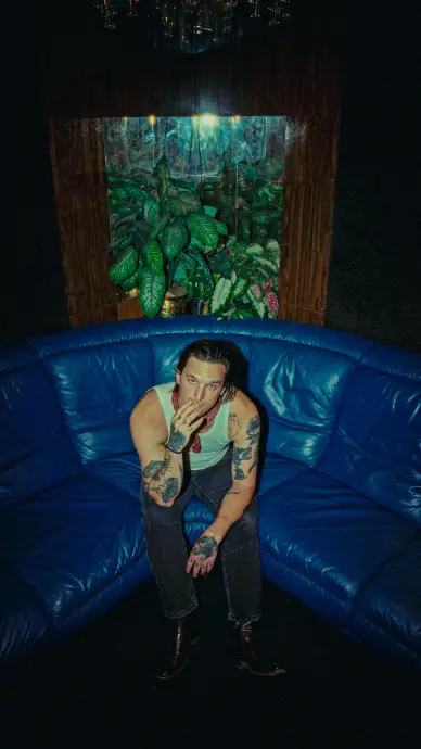 Bild 1 von 2 für Gallery Year of the Horse