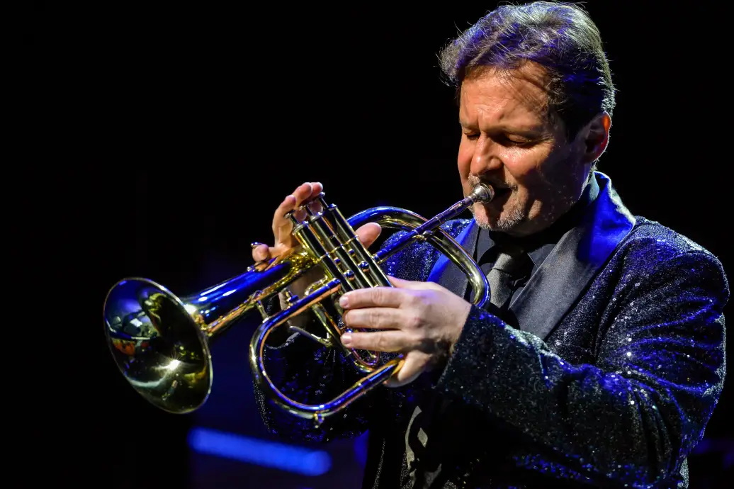 Bild 2 von 5 für Gallery Big Band Christmas