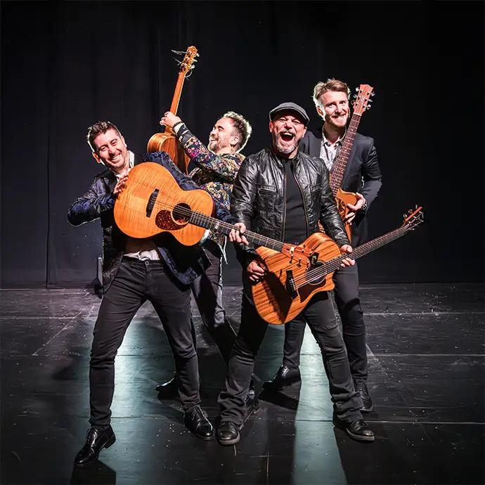 40 FINGERS A global guitar sensation