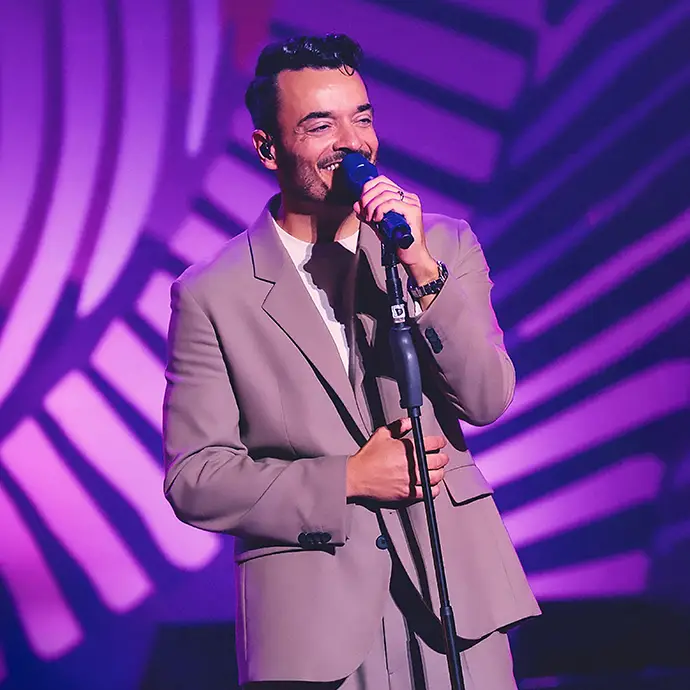 Künstler-Foto von Giovanni Zarrella in square Format