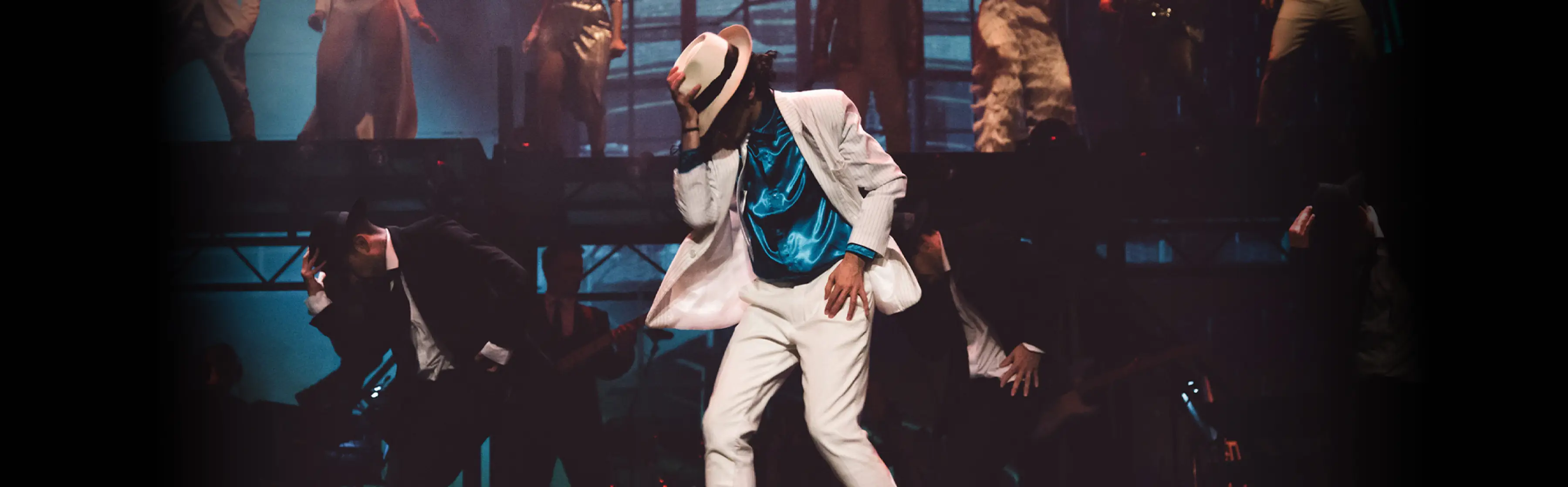 Künstler-Foto von FOREVER-The best Show about the King of Pop in landscape Format